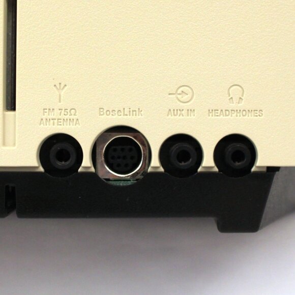 Bose Wave Music System CD Player AM/FM Radio - Model AWRCC2 - Picture 9 of 10